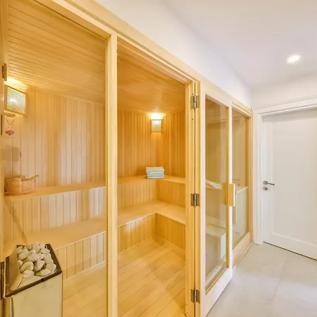 Paradise Luxury With Sauna * カシュ